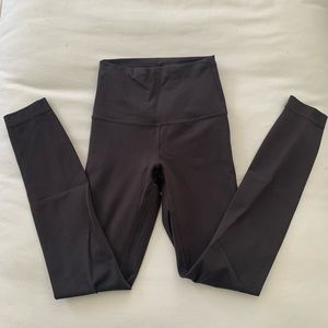 Base-Pace High-Rise Tight 21”
